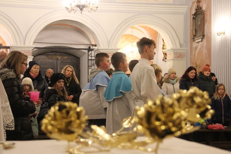 Mielec. Powstanie apostolatu Złota Róża