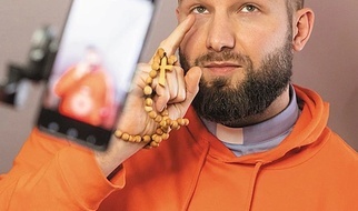 Księża w Internecie?