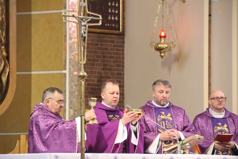 Tarnów-Mościce. Błogosławieństwo nowych lektorów dekanatu Tarnów-Zachód