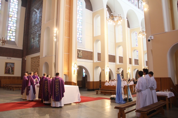 Tarnów-Mościce. Błogosławieństwo nowych lektorów dekanatu Tarnów-Zachód