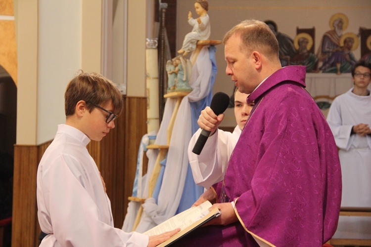 Tarnów-Mościce. Błogosławieństwo nowych lektorów dekanatu Tarnów-Zachód