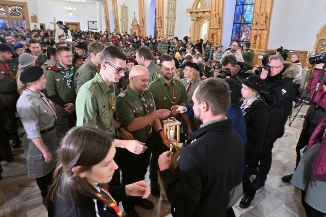 Betlejemskie Światełko Pokoju na Krzeptówkach 