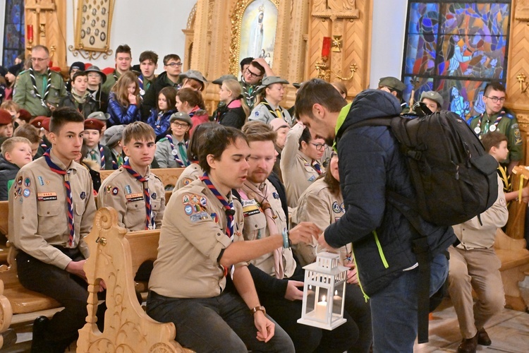 Betlejemskie Światełko Pokoju na Krzeptówkach 