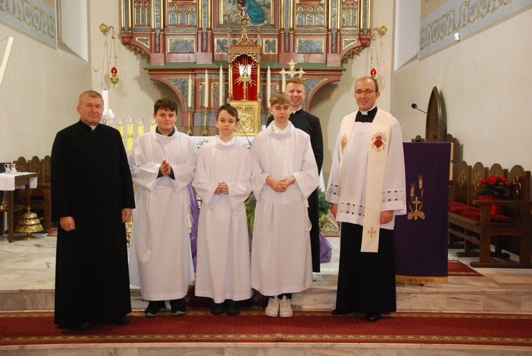 Łużna. Błogosławieństwo nowych lektorów