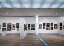 Wystawy w Muzeum Narodowym w Lublinie przyciągają mieszkańców miasta i turystów.