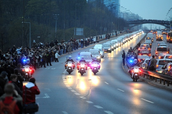 Sąd Najwyższy uchylił wyrok ws. organizacji lotu do Smoleńska w 2010 r.