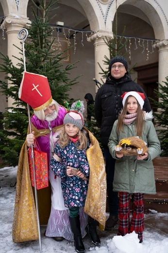 Kiermasz swiąteczny w Zamku w Baranowie Sandomierskim