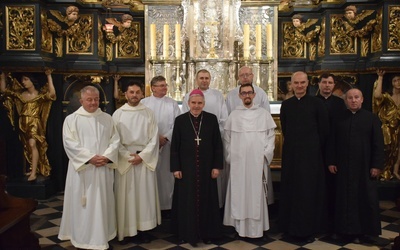 Dołączą oni do grupy mężczyzn, którzy posługują w parafiach diecezji, zanosząc Eucharystię osobom chorym i starszym.