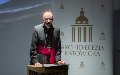 Abp Adrian Galbas, metropolita katowicki.