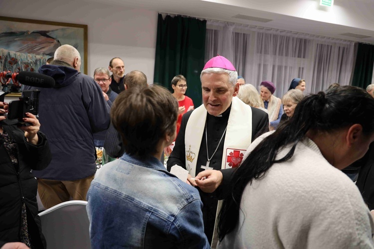 Wigilia dla ubogich i inauguracja "żywej szopki” w Sandomierzu