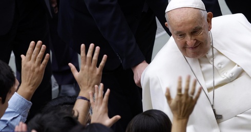 Papież odwiedził parafię pomagającą 100 samotnym matkom