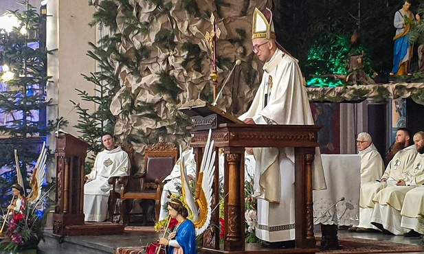 Abp Galbas podczas Pasterki: Nie róbmy ze świąt szopki