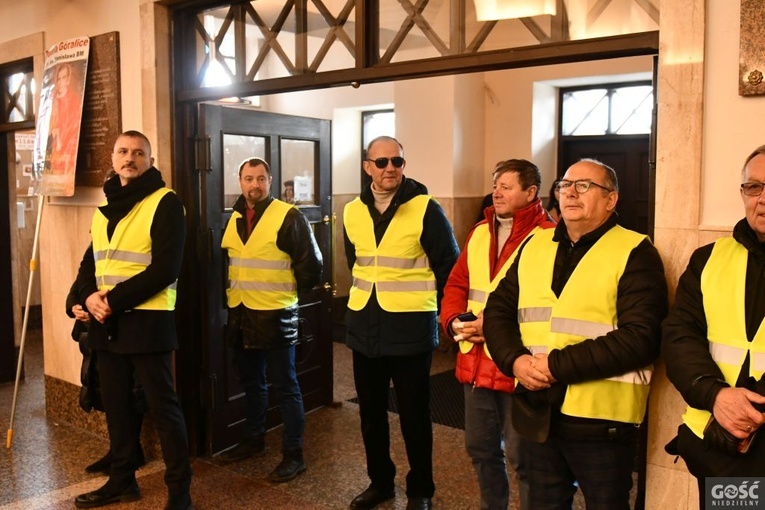 Rozpoczęły się uroczystości jubileuszowe bp. Pawła Sochy