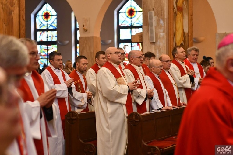 Rozpoczęły się uroczystości jubileuszowe bp. Pawła Sochy