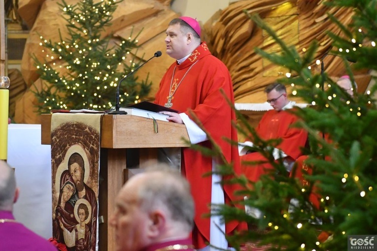 Rozpoczęły się uroczystości jubileuszowe bp. Pawła Sochy