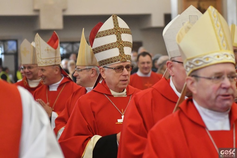 Rozpoczęły się uroczystości jubileuszowe bp. Pawła Sochy