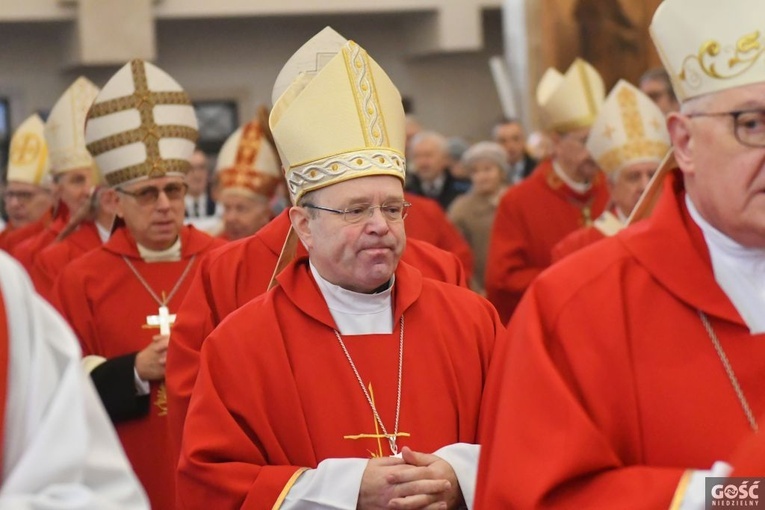 Rozpoczęły się uroczystości jubileuszowe bp. Pawła Sochy