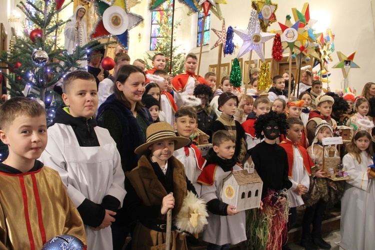 Iwkowa. Posłanie kolędników misyjnych