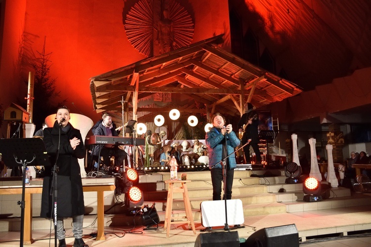 Kolędowanie z Mietkiem Szcześniakiem