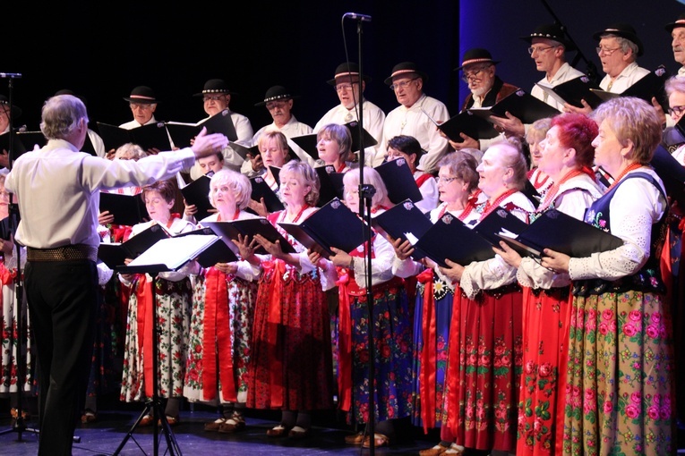 Koncert "Z kolędą przez Polskę i świat"