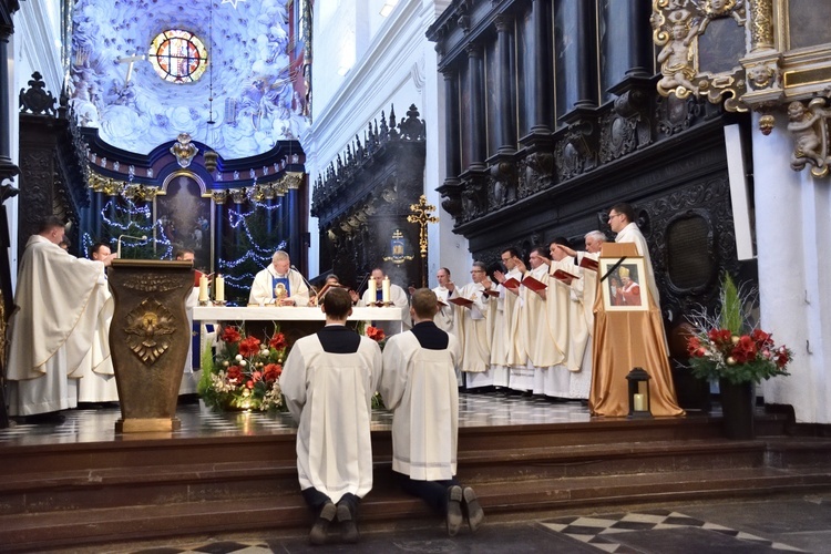 Msza św. żałobna za śp. Benedykta XVI