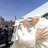 Włoska prasa o Benedykcie XVI: Konserwatysta, który zrewolucjonizował Kościół