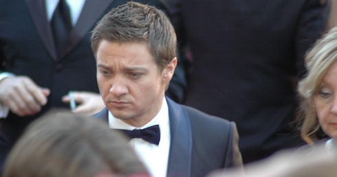 Słynny aktor Jeremy Renner w stanie krytycznym po wypadku 