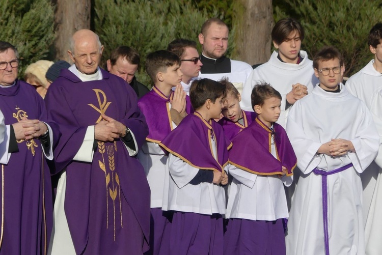 Uroczystości pogrzebowe śp. ks. Tadeusza Słoniny SDS w Bielsku-Białej Cygańskim Lesie