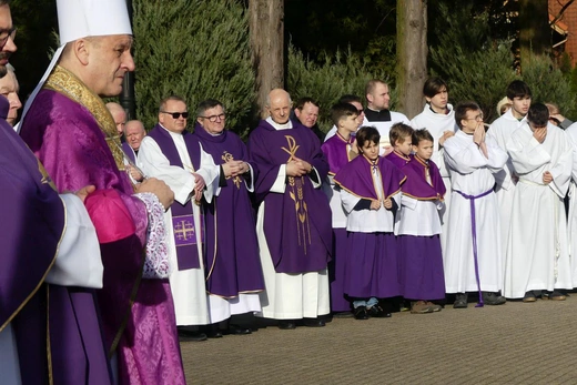 Uroczystości pogrzebowe śp. ks. Tadeusza Słoniny SDS w Bielsku-Białej Cygańskim Lesie