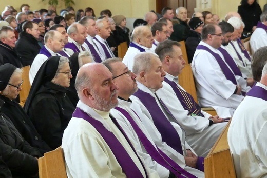 Uroczystości pogrzebowe śp. ks. Tadeusza Słoniny SDS w Bielsku-Białej Cygańskim Lesie