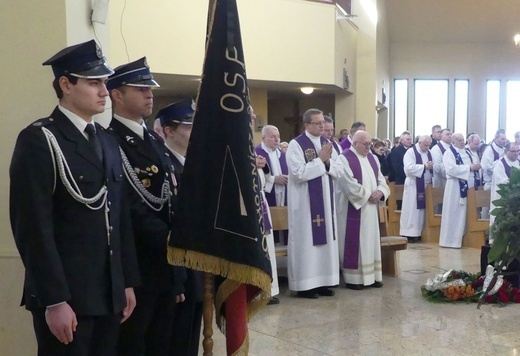 Uroczystości pogrzebowe śp. ks. Tadeusza Słoniny SDS w Bielsku-Białej Cygańskim Lesie