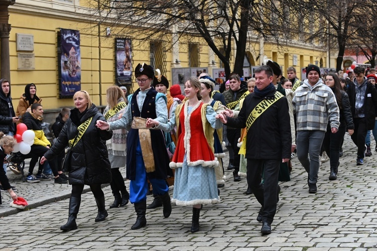 Polonez maturzystów w Świdnicy 2023