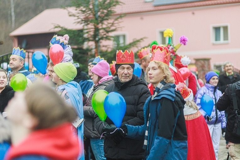Orszak Trzech Króli 2023 w Jugowie. Z konkursami