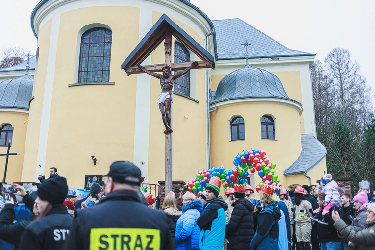 Orszak Trzech Króli 2023 w Jugowie. Z konkursami