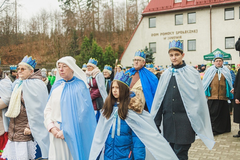 Orszak Trzech Króli 2023 w Jugowie. Z konkursami