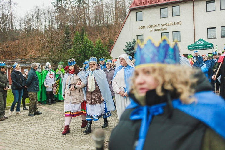 Orszak Trzech Króli 2023 w Jugowie. Z konkursami