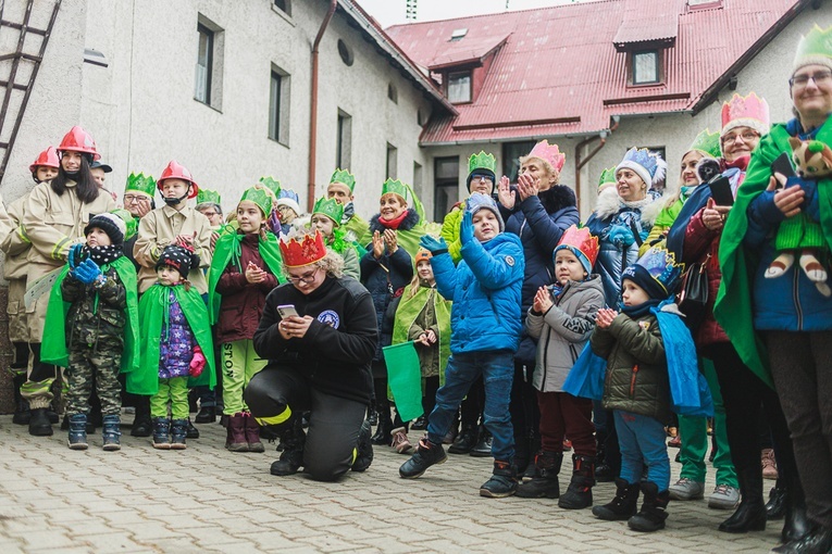 Orszak Trzech Króli 2023 w Jugowie. Z konkursami