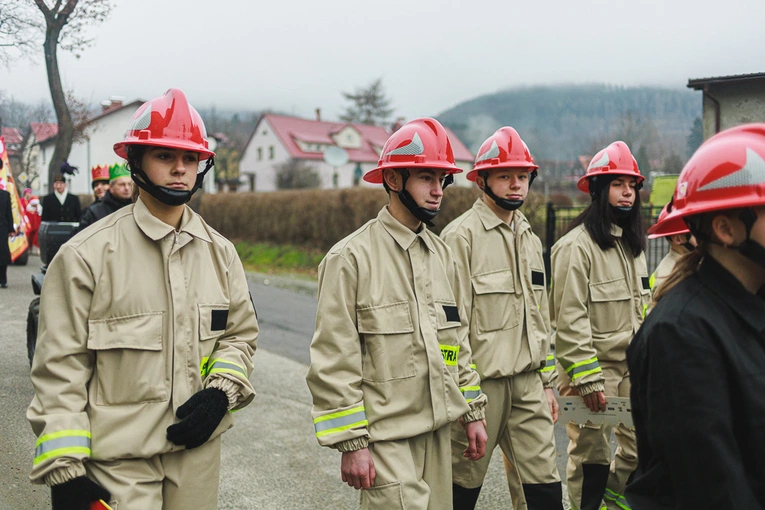 Orszak Trzech Króli 2023 w Jugowie. Z konkursami