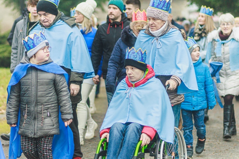 Orszak Trzech Króli 2023 w Jugowie. Z konkursami