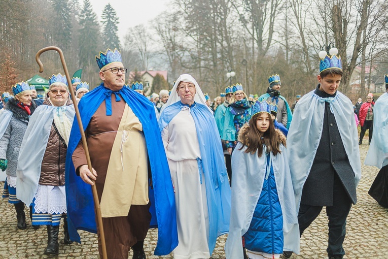 Orszak Trzech Króli 2023 w Jugowie. Z konkursami