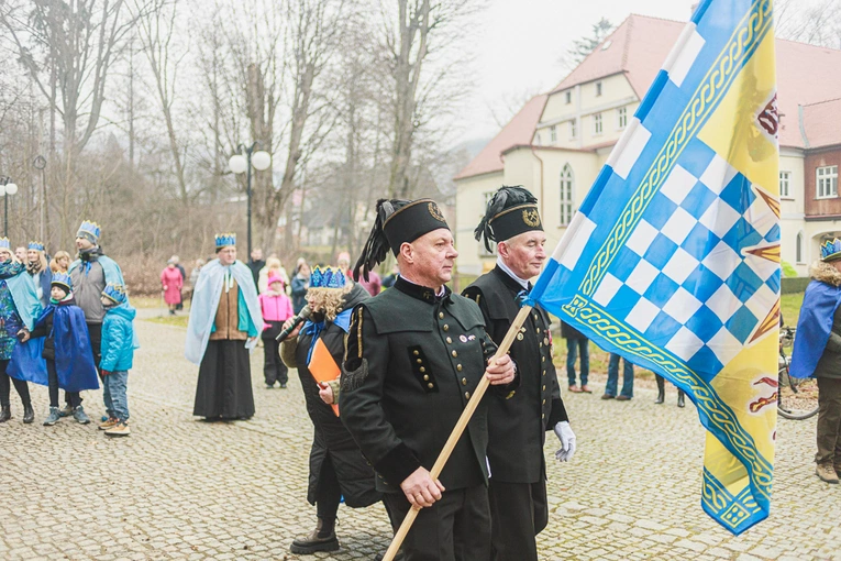 Orszak Trzech Króli 2023 w Jugowie. Z konkursami