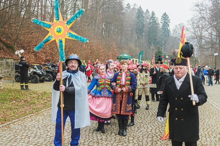 Orszak Trzech Króli 2023 w Jugowie. Z konkursami