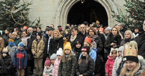 W orszaku wzięli udział mali i duzi kraśniczanie.