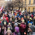 Orszak Trzech Króli 2023 w Świdnicy. Tradycyjnie z osiołkami