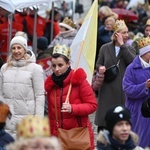 Orszak Trzech Króli 2023 w Świdnicy. Tradycyjnie z osiołkami