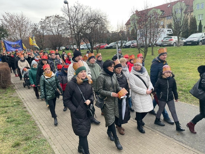 Orszak Trzech Króli 2023 w Świebodzicach. Razem do Betlejem