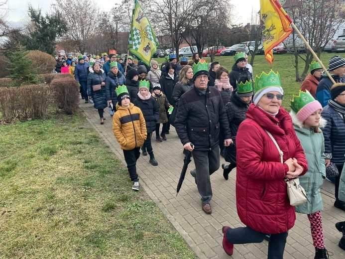 Orszak Trzech Króli 2023 w Świebodzicach. Razem do Betlejem