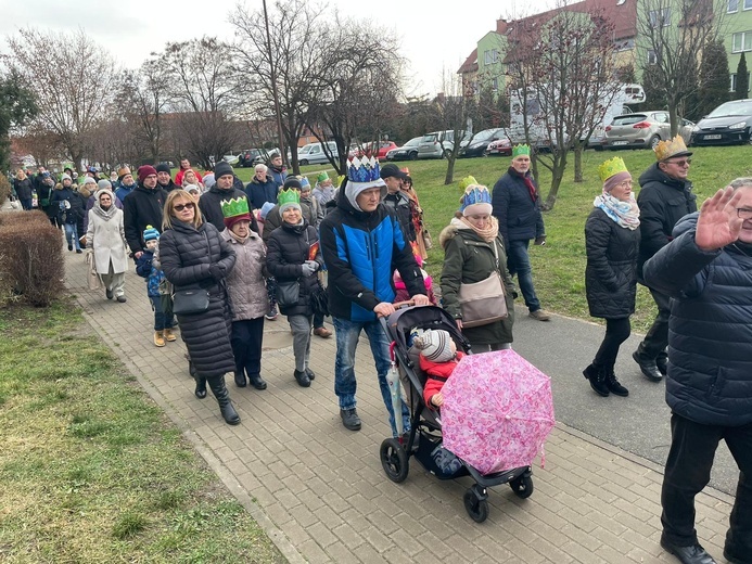 Orszak Trzech Króli 2023 w Świebodzicach. Razem do Betlejem