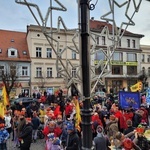 Orszak Trzech Króli 2023 w Świebodzicach. Razem do Betlejem