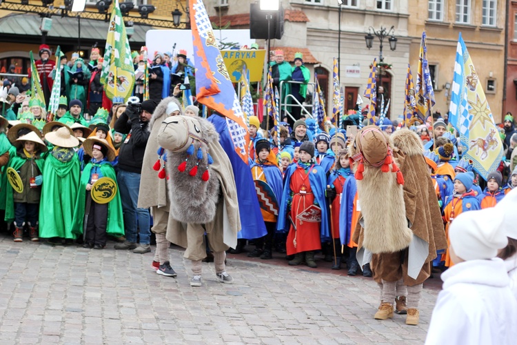 Barwny orszak przeszedł ulicami stolicy